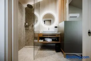 Stricker Aparthotel - Image 2