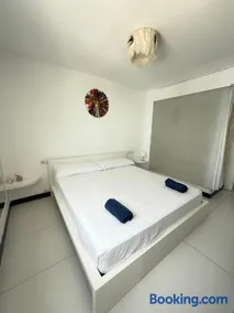 Luxury white apartment Botafoch - Image 2