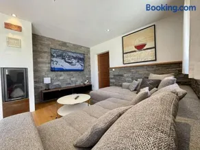 Mona Apartment - Image 2