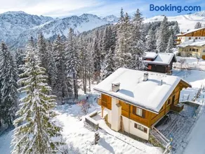 Chalet Soldanella by Arosa Holiday - Image 3