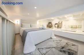 Dina Beach house - Image 2