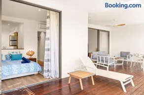 Bluepearl, Sileview Residence - Image 5