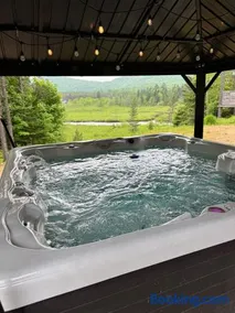 Chalet bois rond, Spa, rivière & nature - Image 2
