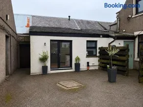 The Old Byre Cosy Farm Stay on Arran - Image 1