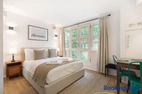 GuestReady - Modern Studio In Camden - Image 4