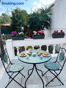 VesuvioSerenity- B&B with Breakfast & Free Parking - Image 1