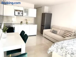 Apartment Vila ** - Image 1