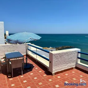 La Maison Yacht - Image 5