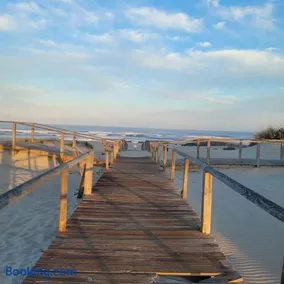 Beachfront apartment T2 Costa Nova Surf Aveiro - Image 1