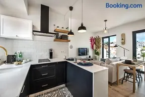 Casinha da Sorte - Stylish & Unique House - Image 5