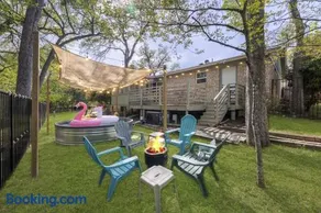 Heated Pool~Game Room~Firepit~Domain~Q2 Stadium - Image 5