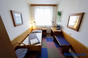 Hotel Peliny - Image 2