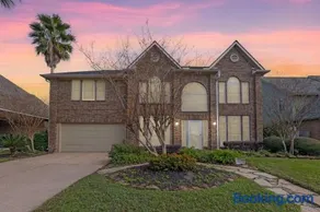 Gorgeous 6BR 3 5 Bth Home with Pool and Game Room - Image 3