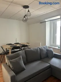 Hébergement spacieux avec entrée autonome - Image 1
