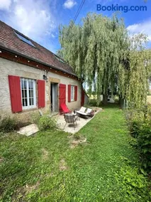 Maison Bourbonnaise idéalement placée proche du centre ville de Moulins - Image 3