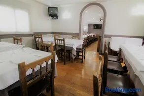 Hotel Restaurante Irubide - Image 3