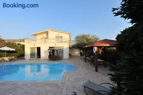 Jaime Villa Cyprus - Image 2