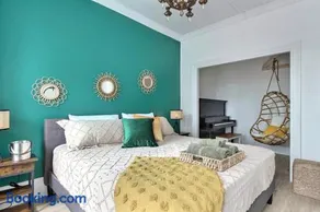 2BR - Hot Tub & 2 Parking - 8 min to Old Quebec - Image 3