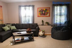 Cosy and Charming 2-bedroom apartment - Image 2