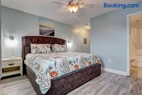 Surf City Beach Motel Sea Breeze Getaway - Image 3