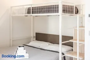 Smart House - Free WiFi & Air Conditioning - Image 3
