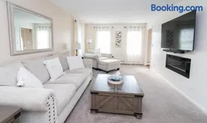 14mi to Mt. Snow! Arcade, Private Suite, King Bed! - Image 3