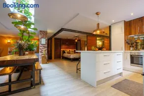 Loft Moderne et Familial- Port de Nice - 2 chambres- Parking - Climatisation - Image 2