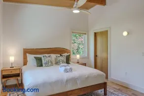 The Briar House - Image 3