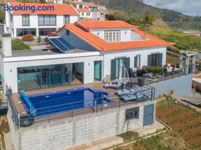 CASA LIRA Heated swiming, Sea View and Air Conditioning - Image 2