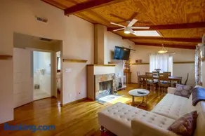 OB Beach House - Image 3
