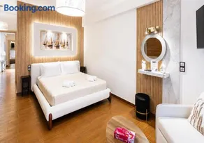 FEMS Luxury 3 Level Home with Private Jacuzzi - Image 3