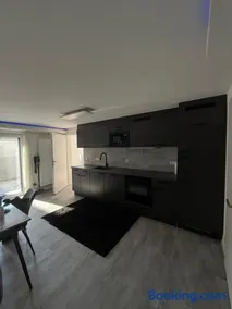 Exklusives Apartment mit großer Sonnenterrasse - Image 3