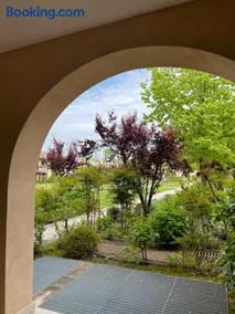 Green and Relax - Image 2