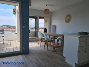REF 048 - Appartement entièrement rénové pour six personnes vue mer et port Crouesty ARZON - Image 5