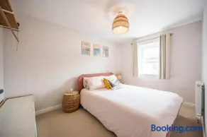 Modern 3-BR in Saxmundham - Image 4