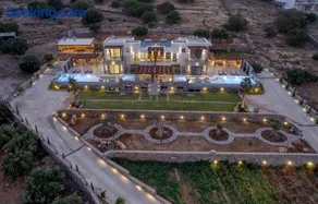 Zeus Luxury Villas - Image 3