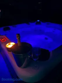 Beach Haven house with pool and Jacuzzi - Image 5