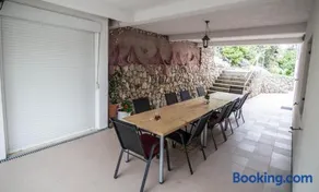 Marivo Guest House - Image 2