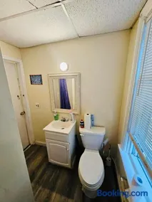 533F Nice apartment near Whole Foods, Brown University, Miriam Hospital - Image 3