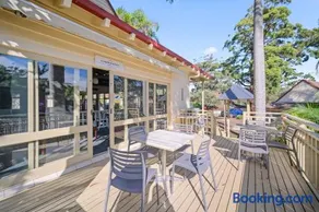Shores Beach & Lakeside Villas - Image 4