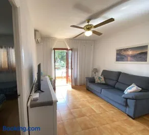 Apartment with private balcony - Image 1