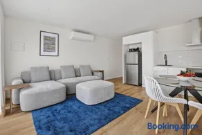 Luxury Country Accommodation in Magra, Tasmania - Image 2