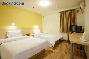 7Days Inn Shenzhen Guomao Metro Station - Image 5