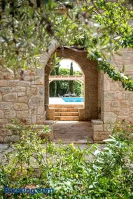Magnificent, Authentic Private Villa and the Guest house - Image 2