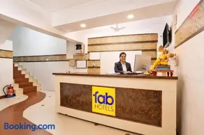 FabHotel Kamal Palace - Image 2