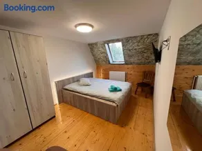 Little Bistro House - Image 3