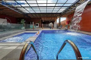 Novus Luxury - Image 1