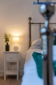 Kirkmoor Cottage - Cosy home central Clitheroe - Image 5