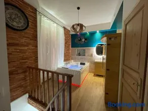 Suite d'amour et détente jacuzzi, sauna et massage - Image 3