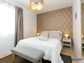 Holiday Dream - Image 1